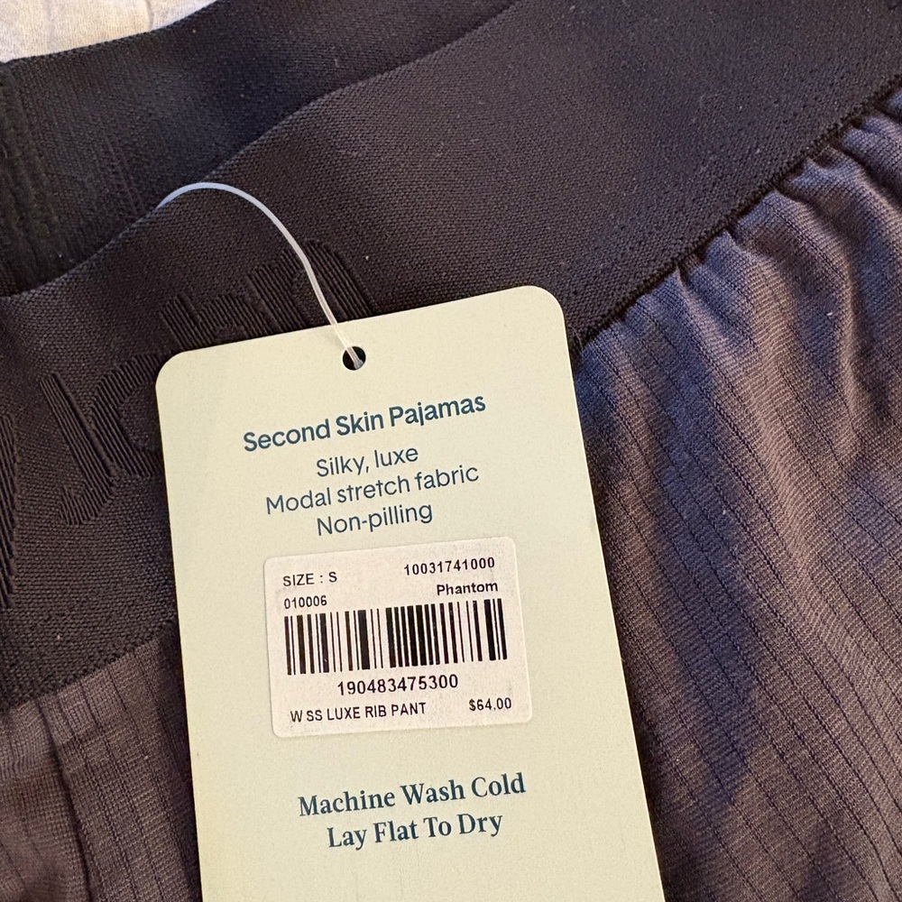 Tommy John “Second Skin” Pajamas - Picture 4 of 4